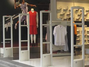 cong tu sieu thi eg 1122